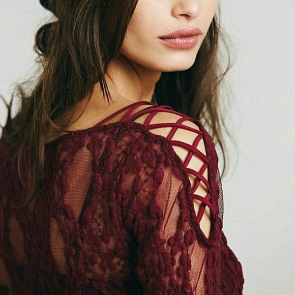 NWT Free People Long Sleeve Top Star Lace Merlot Size M - Picture 2 of 8